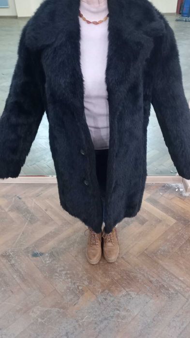 Дамско елече H&M номер XS и яке р-р М и мъхесто палто