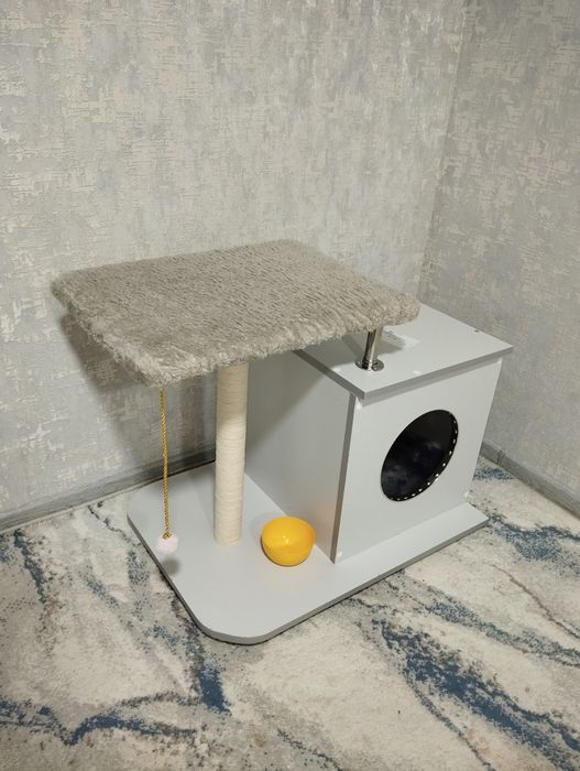 Mushuk uchun chiroyli uy.  Прекрасный домик для кошки.