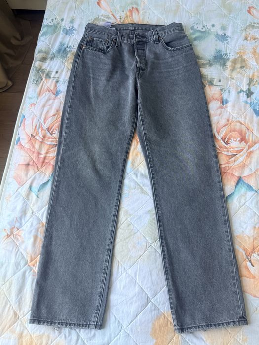 Двое джинс Levis за 15000 оригиналы