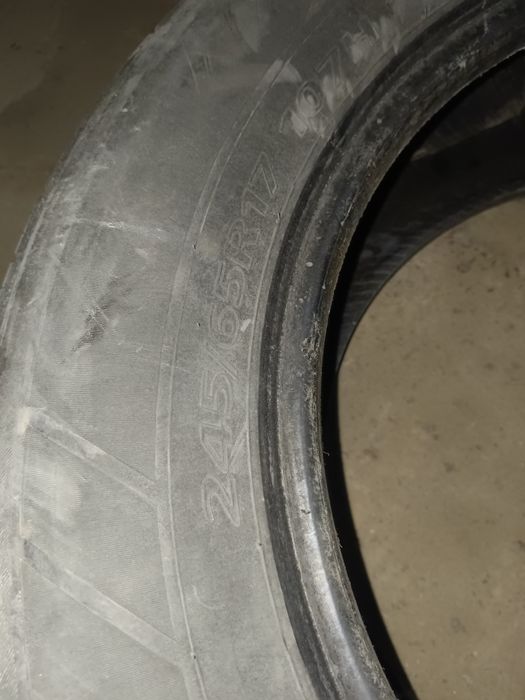 Продам шины на внедорожник