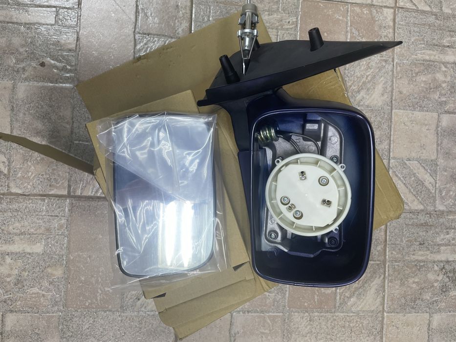 Огледало дясно за vw polo 1996г