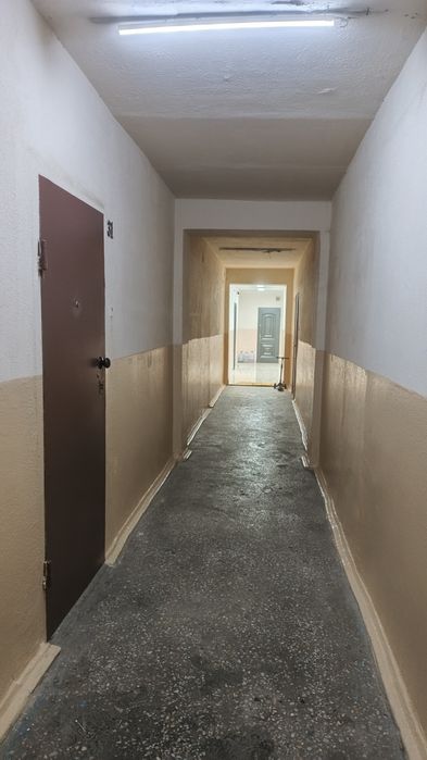 Qora qamish 2/4 uy sotiladi