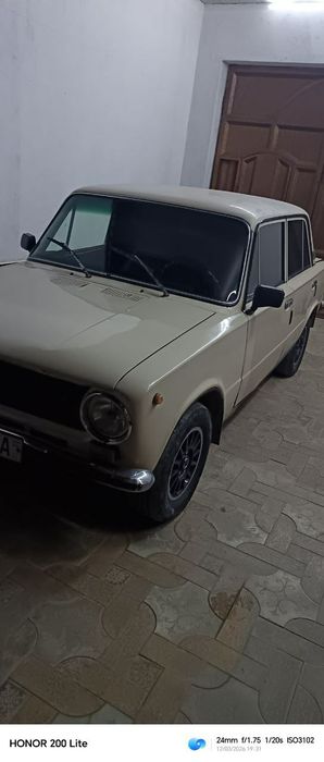 1988 yil 011 sotiladi