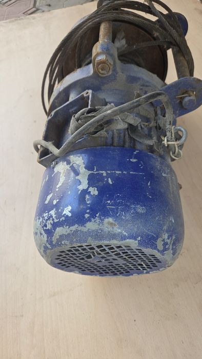 Электрическая лебедка