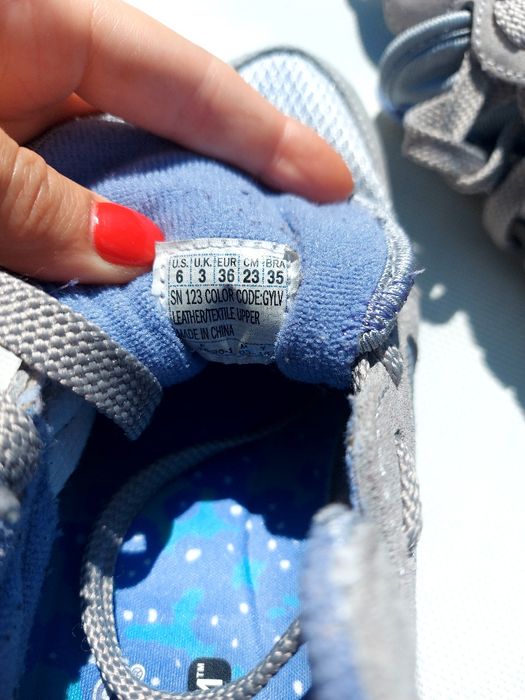 Skechers mărimea 36