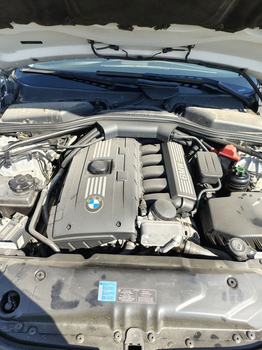 Dezmembrez BMW seria 5 e 60 3.0 i automat joystik