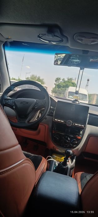 Lasetti 1,8 2012 srochna