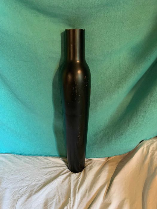 Дървена голяма ваза висока 77 см.Отвор 8 см.