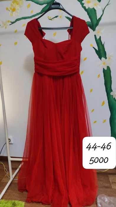 Платья на выход по вкусным ценам