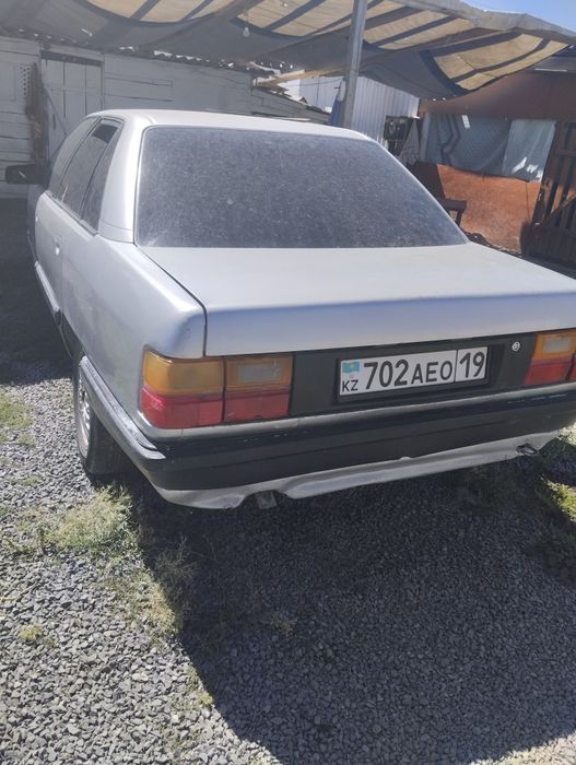 Ауди 100 сатылады