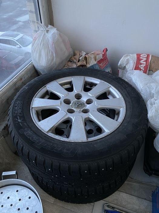 диск шинами R16 на камри и лексус