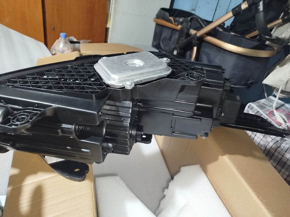 Продам фару на BYD