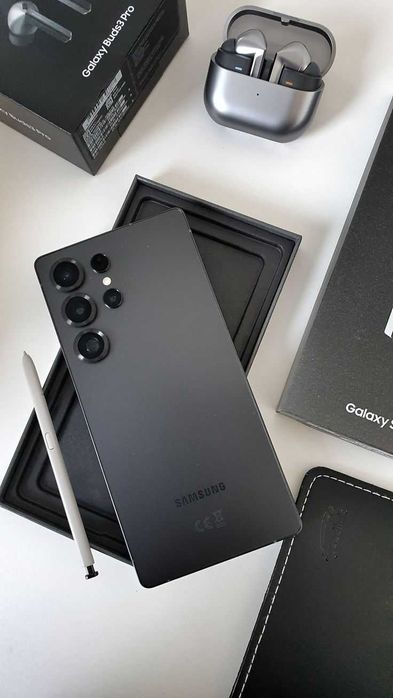 Samsung Galaxy S25 Ultra jet black 512gb бартер за 17 pro max.