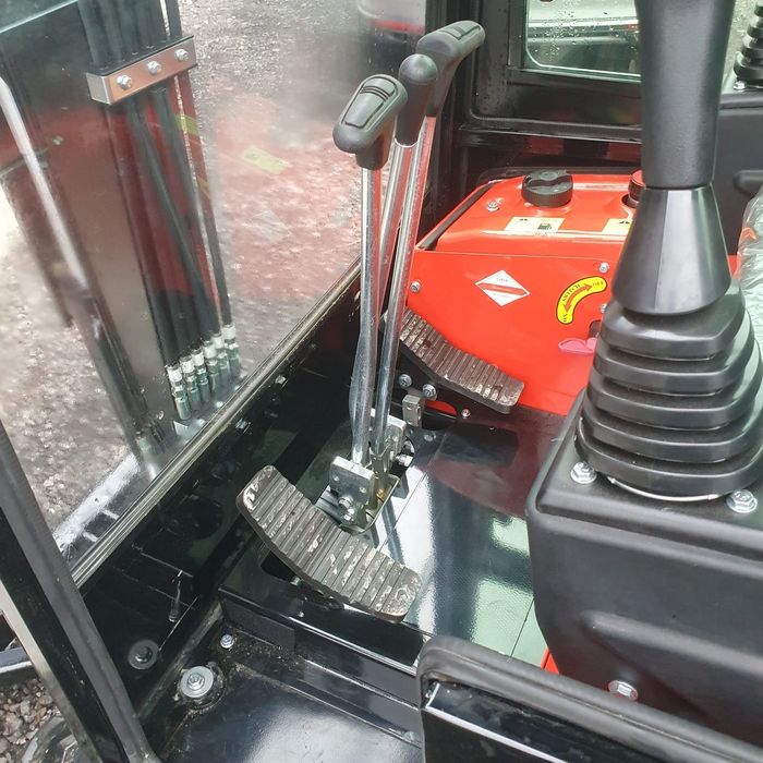 Miniexcavator 1,8 tone -utilaj nou