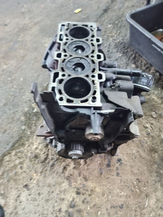 Bloc motor dacia logan 1.5 dci e4