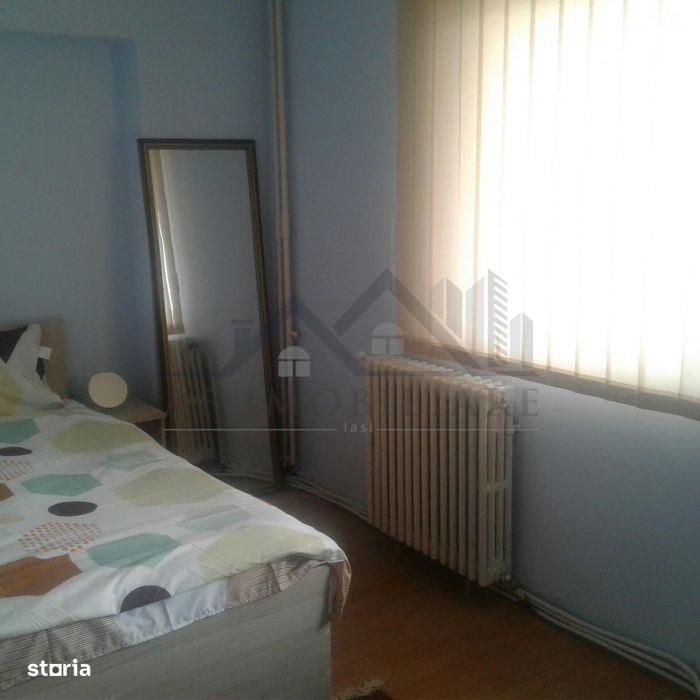 Apartament 3 camere Bulevard Independentei etaj intermediar