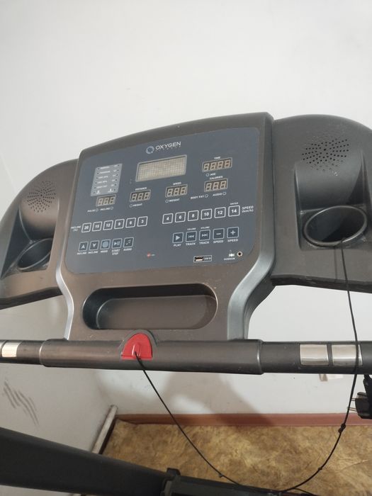 Продам беговую дорожку