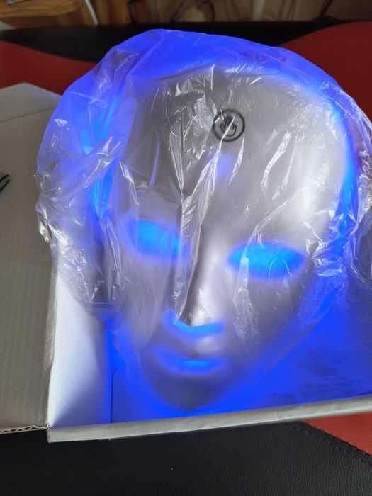 Лед маска за лице