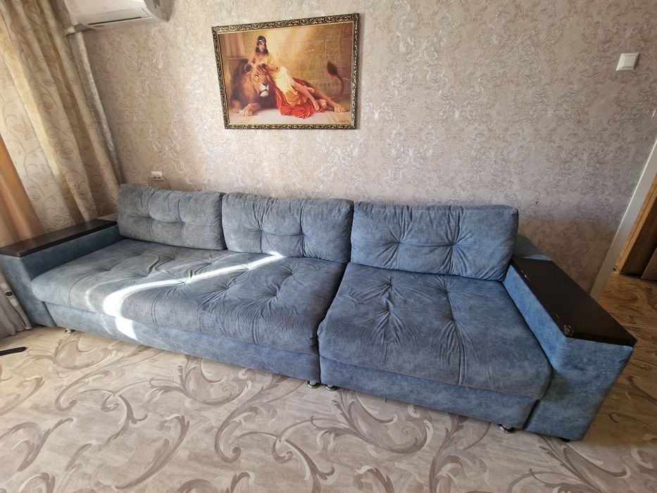 Продам большой диван
