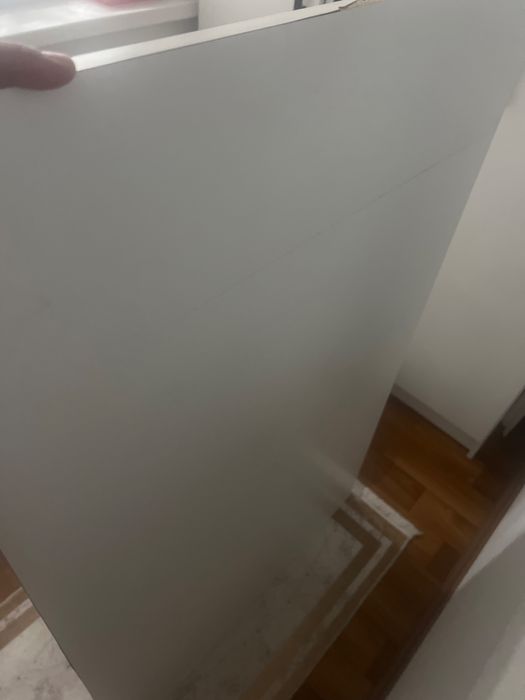 Продам стол с 4 табуретками