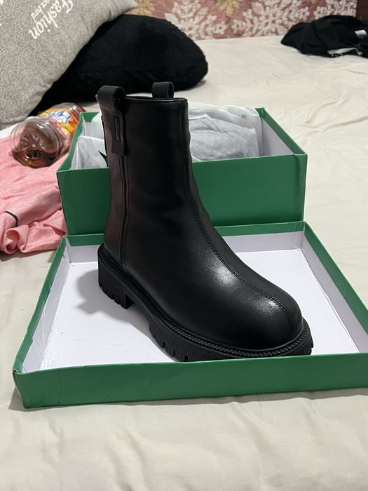 Зимный обувь,38размер