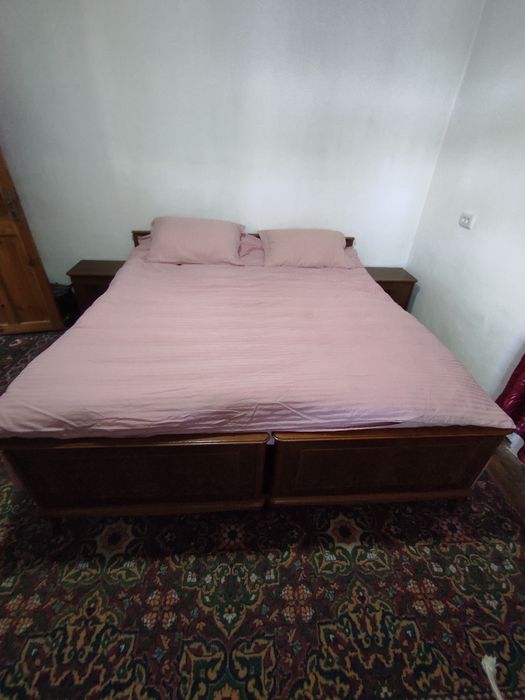 Продам не дорого спальни гарнитур