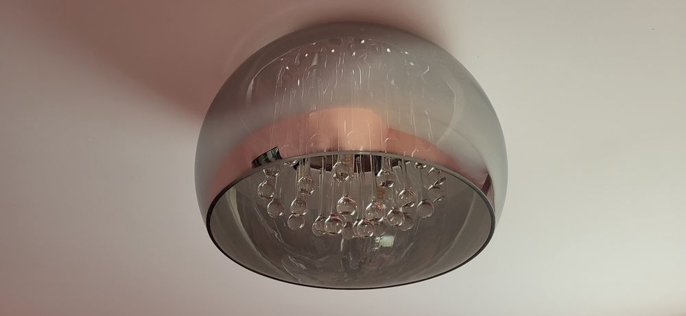 Vand 4 lustre Zuma line cu becuri led G9( Cristal) 3 mari si 1 mica