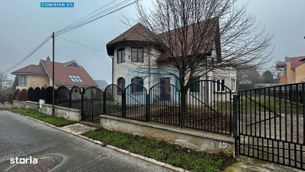 Vila eleganta de inchiriat, locatie excelenta