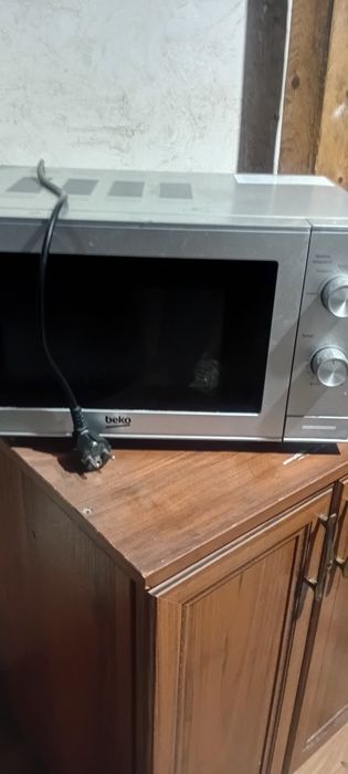 Продам микровалновку