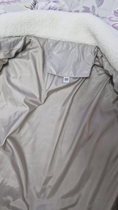 Продам весеннюю куртку