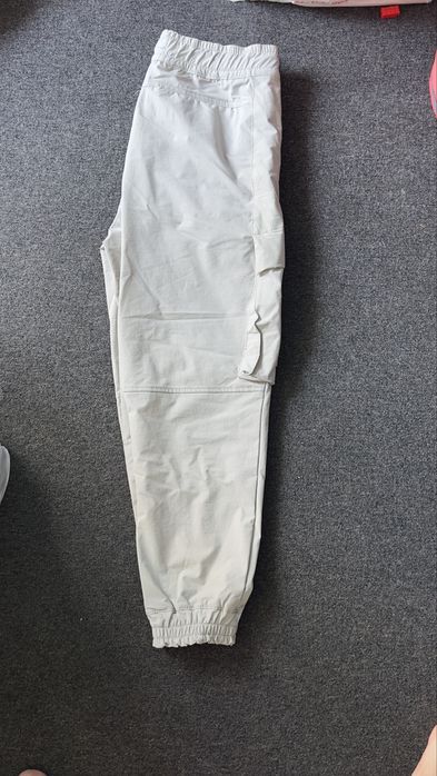 Карго панталони Zara-dnwr L
