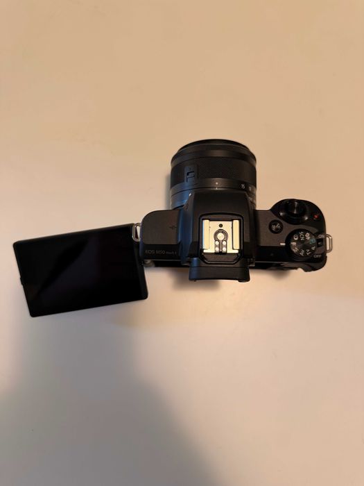 Canon EOS M50 Mark II + EF-M 15-45mm IS STM | 4K | Dual Pixel AF | Vlogging