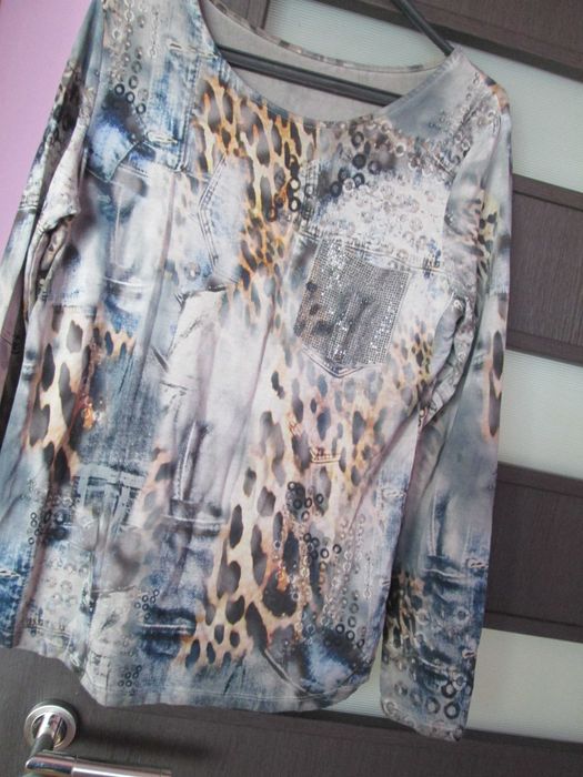 bluza cu buzunar dame 38