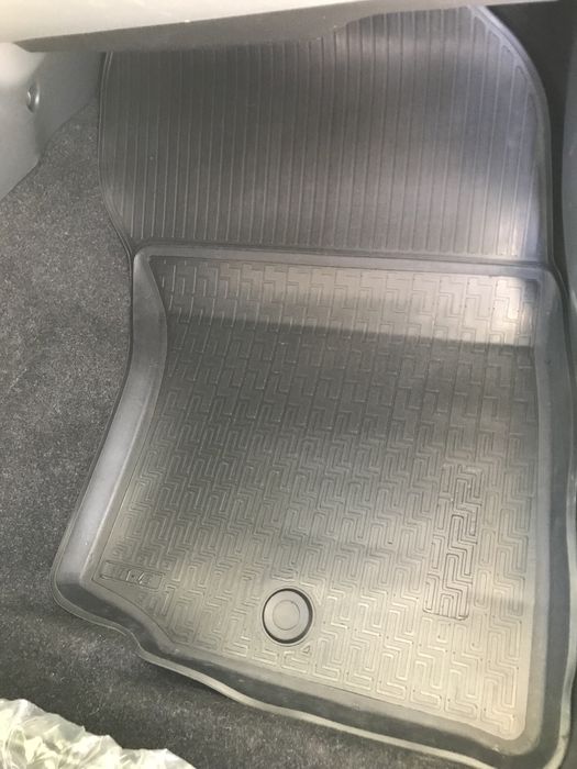 Полики коврики полиуритан Rival. Outlander 3