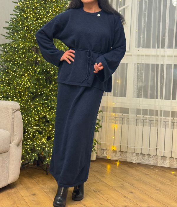 Одежда новая и лонгсливы