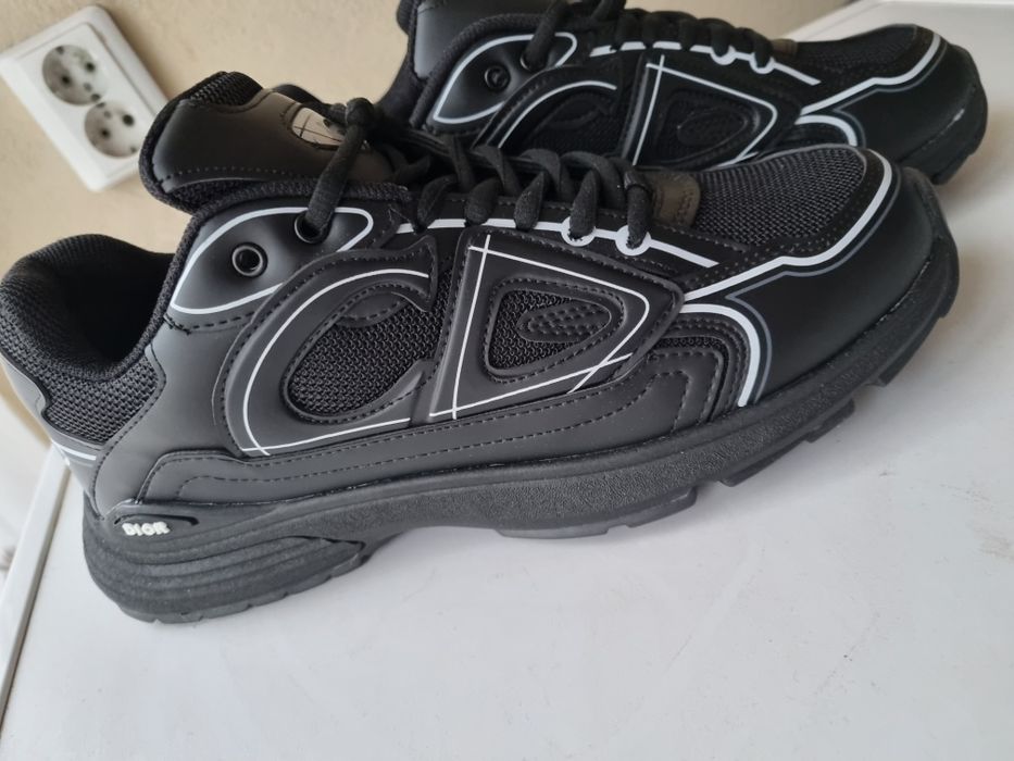 Adiadsi dior b30