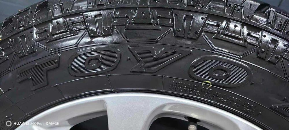 Гуми с джанти в много добро състояние без заварки и изкривяване