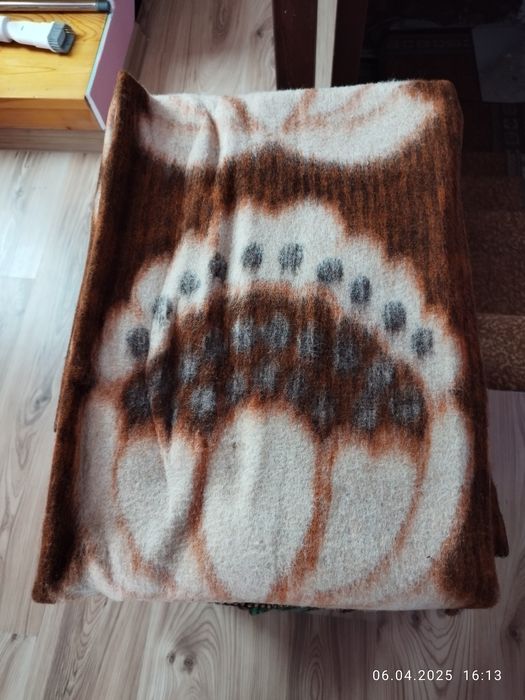 Одеало, едно родопско. Четири меки