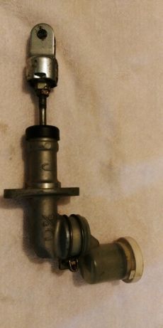 Pompa ambreiaj originala Mitsubishi MR151616