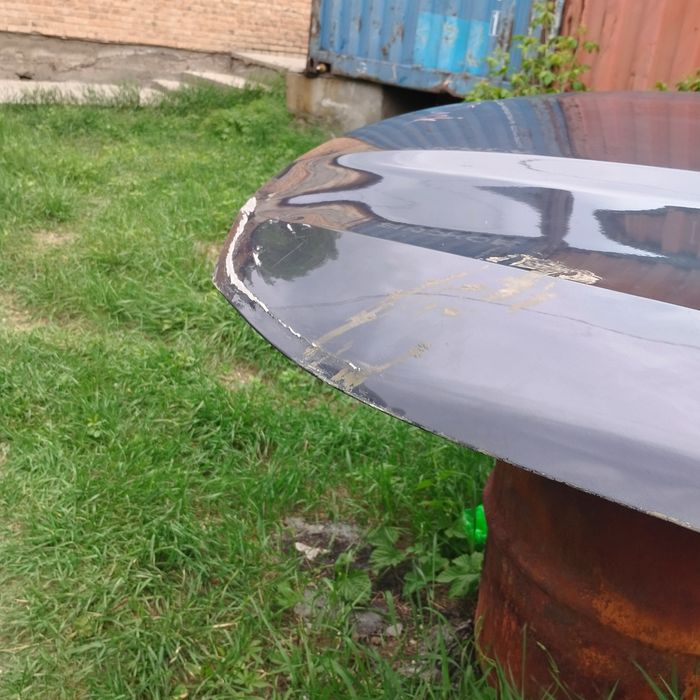 Капот Субару оутбек