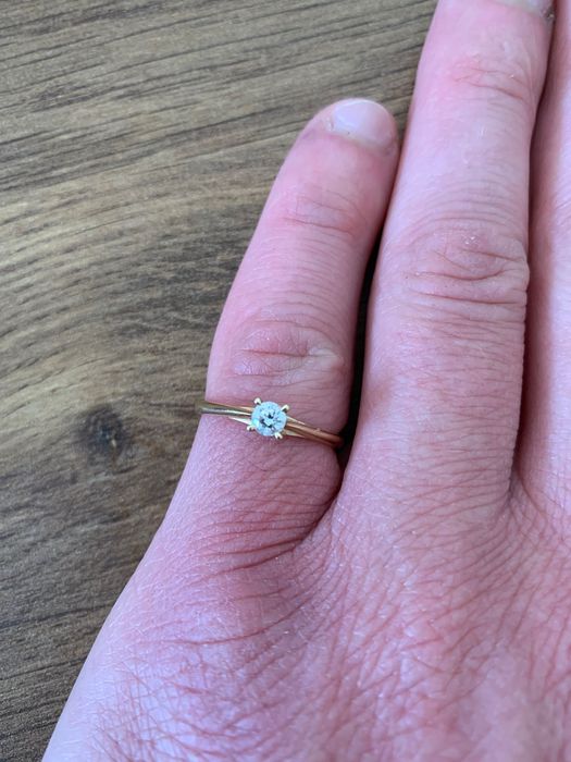 Годежен пръстен 18к с диамант