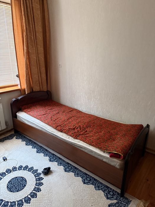 Продам шкаф , и кровть с матрасом