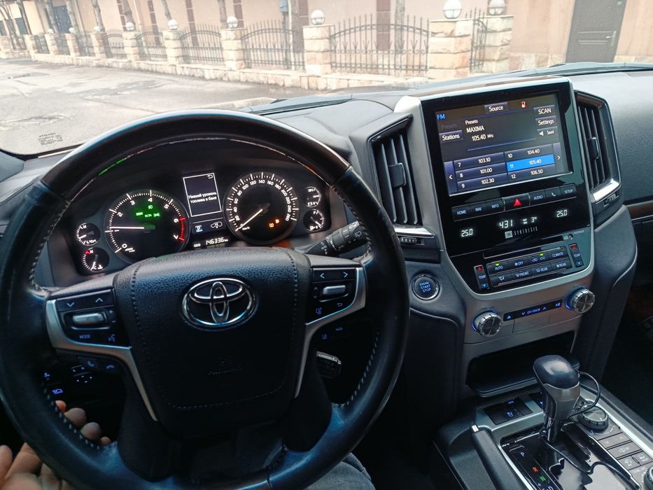 Land crusier 200 5.7 двухсотка