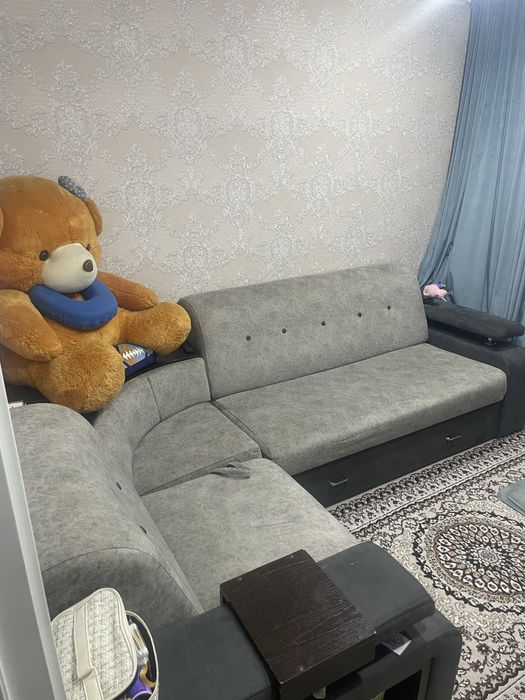 Продам диван 90000