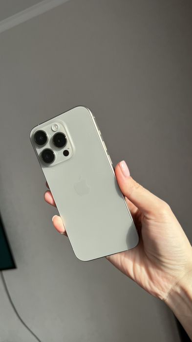 Продам iPhone 15 pro 128 гб
