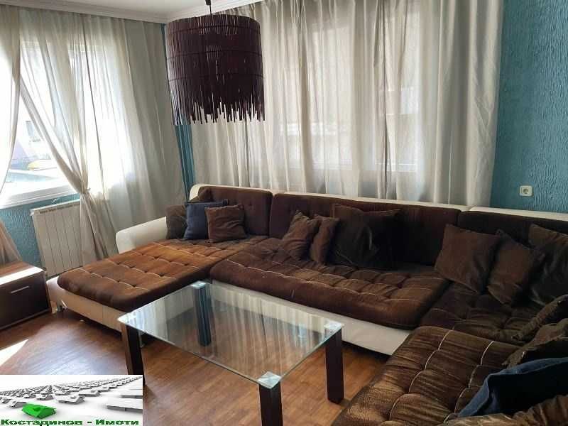 Дава се под наем Етаж от къща в Пловдив, Каменица 1 - 120 кв.м за 700 € - Снимка #3