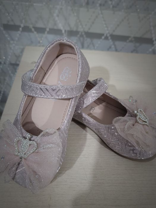 Детскии туфли для девочек