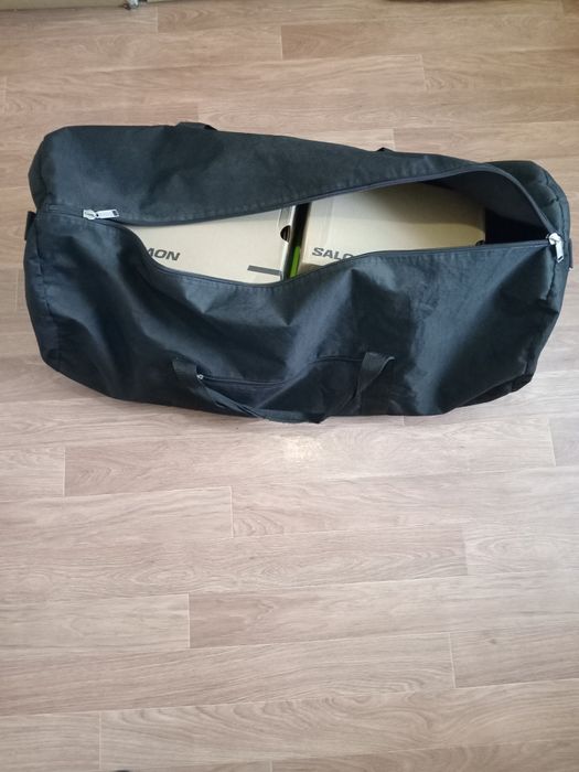 Продаётся. Спортивная сумка.