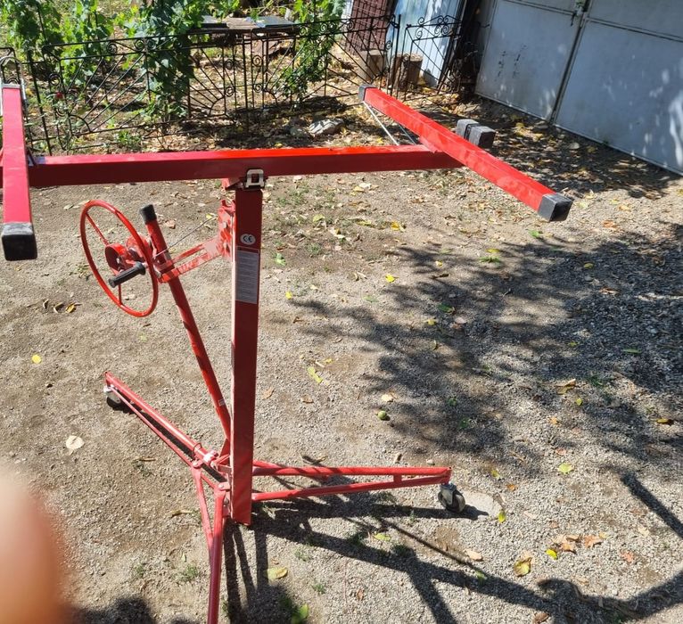 Dispozitiv pentru ridicat (macara) placi rigips carton, OSB, MDF, PAL,