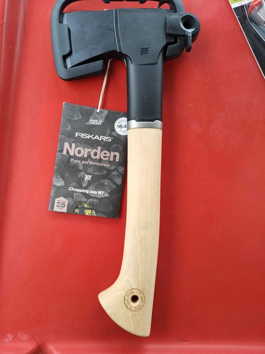 Topor pentru despicat Fiskars N7